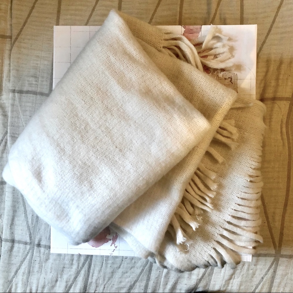 Steve Madden Scarf